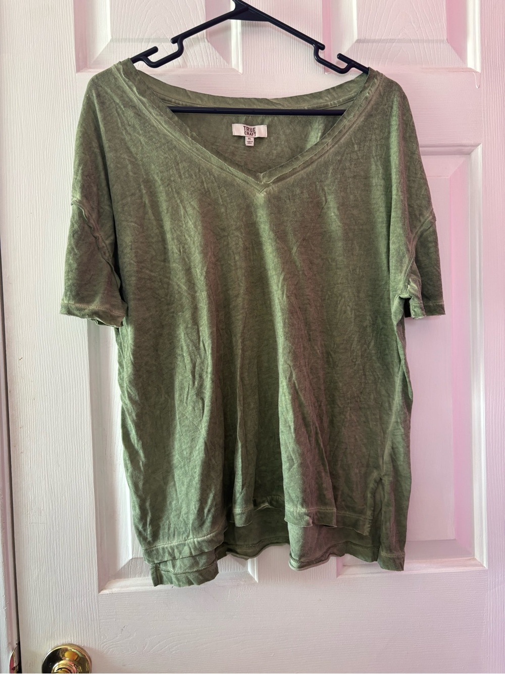 True Craft Sage Green V-Neck Short Sleeve Top XL